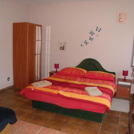 Viola Vendeghaz Apartment เคฮีดาคุชทานี ภายนอก รูปภาพ