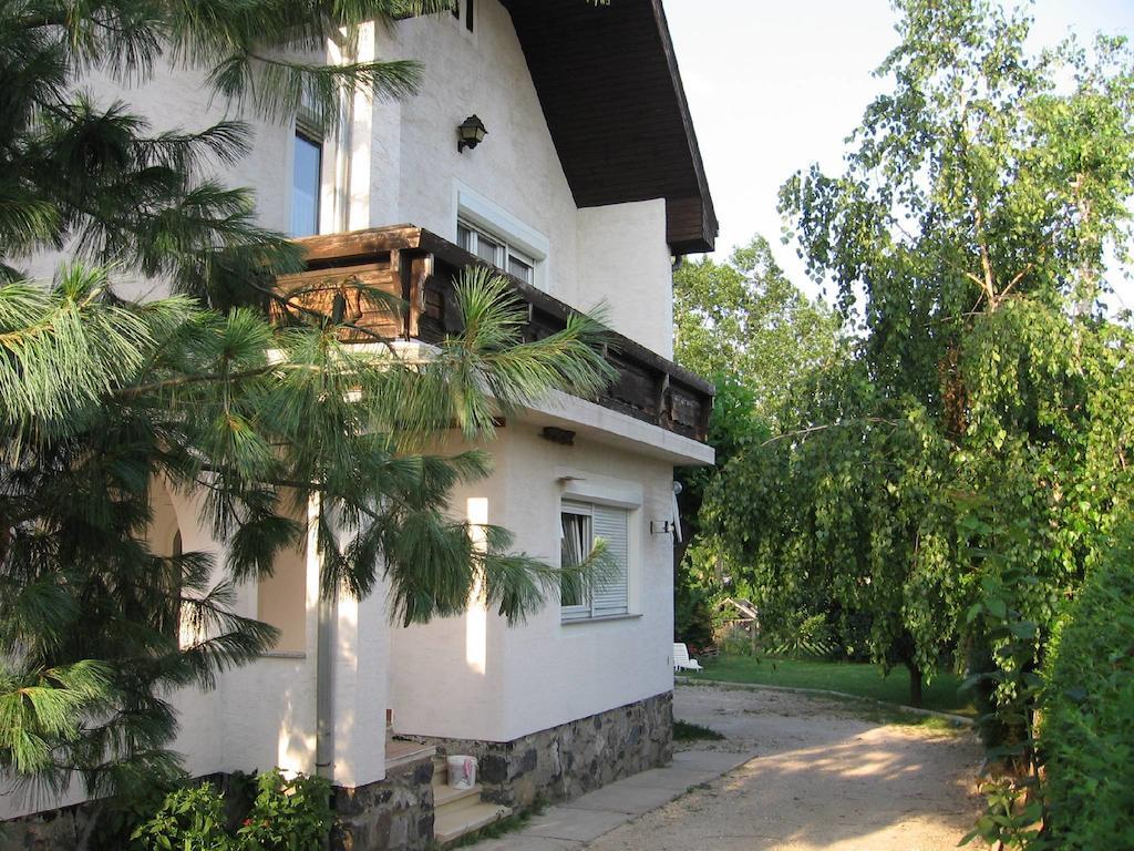 Viola Vendeghaz Apartment เคฮีดาคุชทานี ภายนอก รูปภาพ