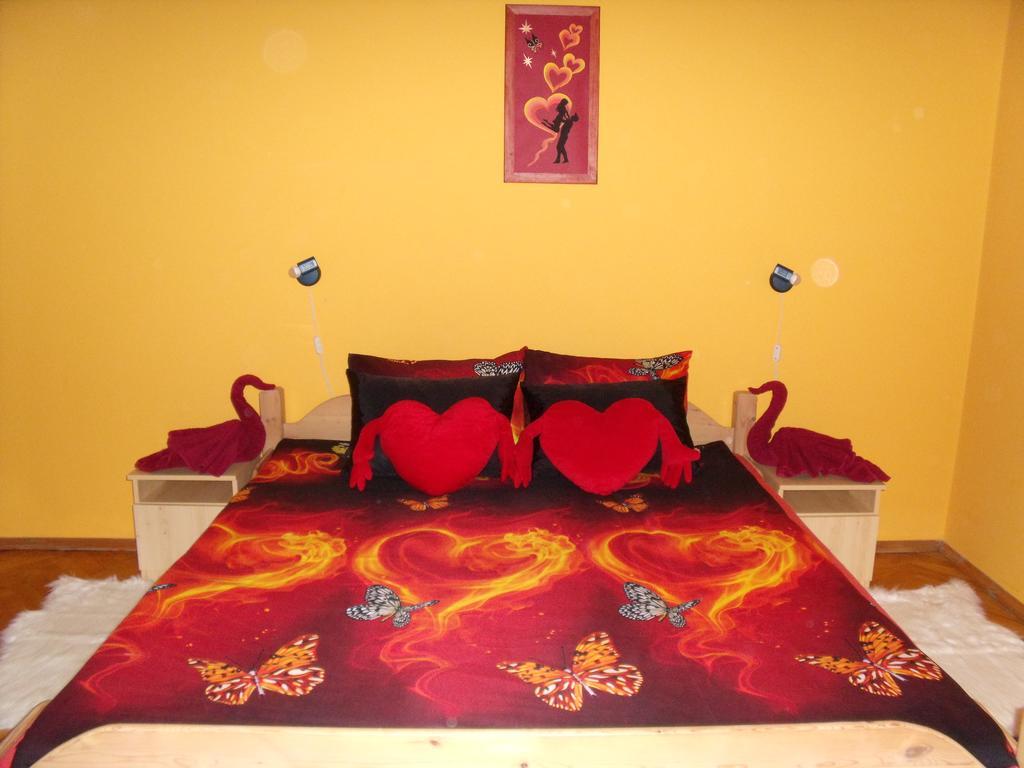 Viola Vendeghaz Apartment เคฮีดาคุชทานี ภายนอก รูปภาพ