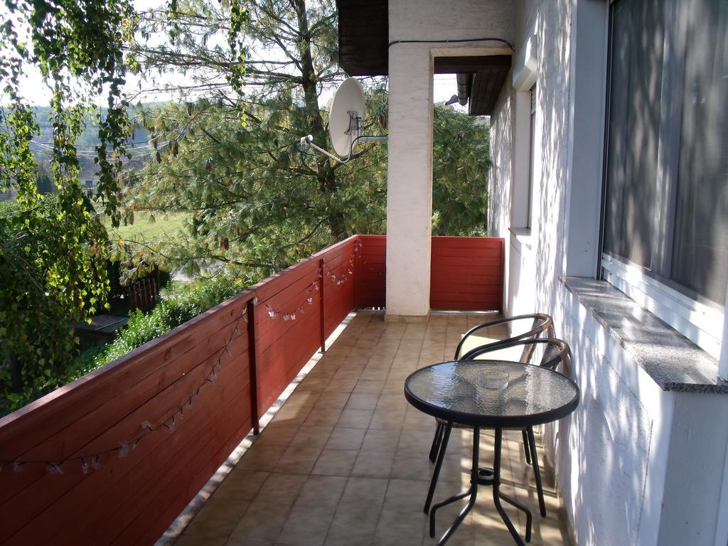 Viola Vendeghaz Apartment เคฮีดาคุชทานี ภายนอก รูปภาพ